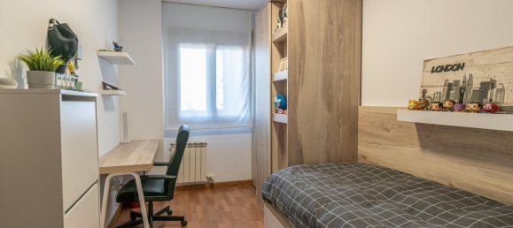 Ático de 3 dormitorios en Granada, Spain No. 23692 15