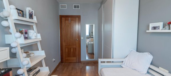 Ático de 3 dormitorios en Granada, Spain No. 23692 13