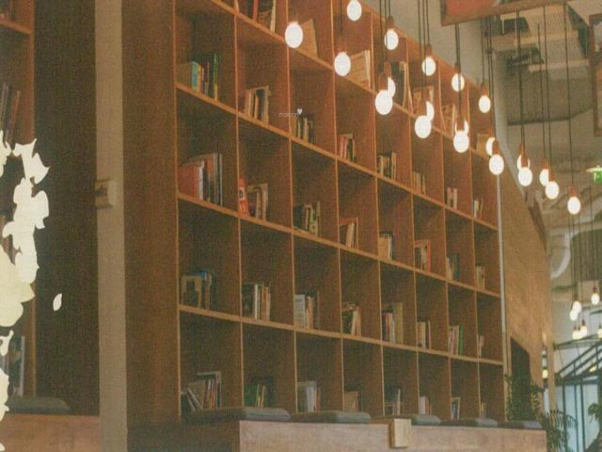 2 bedrooms House in Mumbai, India No. 8994