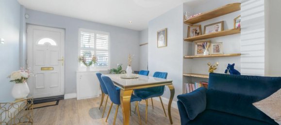 2 غرف نوم عقار تجاري في Beckenham, United Kingdom رقم 3029 7