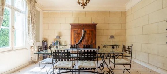 Casa de 4 dormitorios en Saint-Etienne-de-Chigny, France No. 314530 3