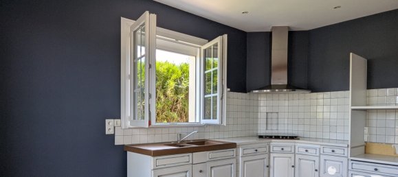 3 bedrooms House in Deux-Sevres, France No. 308846 4