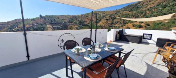 4 bedrooms Townhouse in Cutar, Spain No. 176139 17