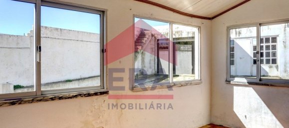 Casa de 3 dormitorios en Atouguia da Baleia, Portugal No. 307236 8