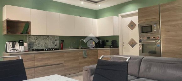 3 bedrooms Apartment in Nichelino, Italy No. 325032 2