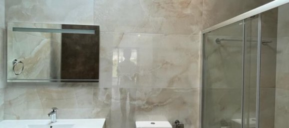 3 bedrooms Apartment in Limassol, Cyprus No. 25487 13