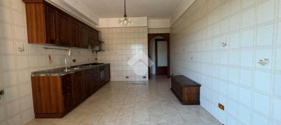 6 bedrooms Villa in Catanzaro, Italy No. 297362 14