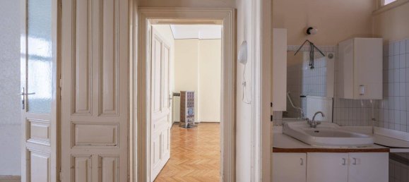 4 rooms Apartment in Mariahilf, Austria No. 201244 8