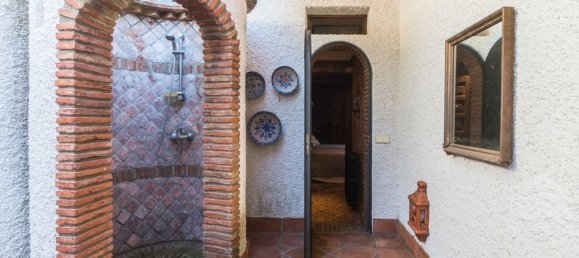 Villa de 4 dormitorios en Marbella, Spain No. 51774 53