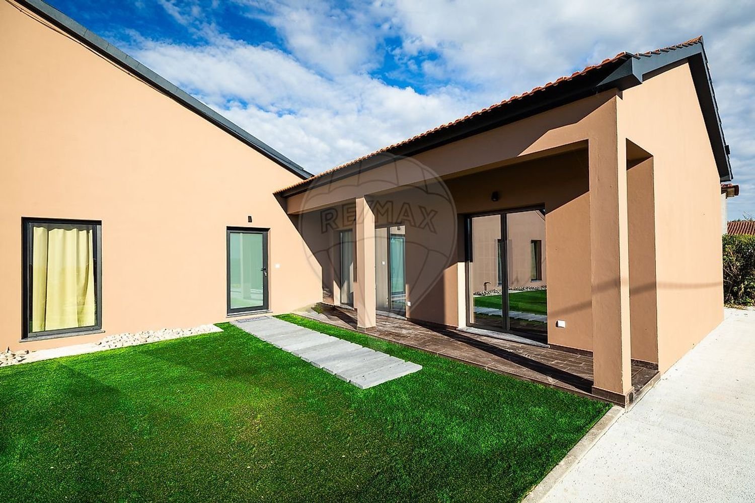 Casa T3 em Louriçal, Portugal N.º 27871