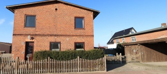 6 rooms Townhouse in Duchy of Lauenburg, Germany No. 40935 2
