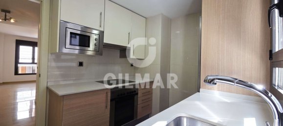 Квартира с 1 спальней в Мадрид, Испания № 189193 2