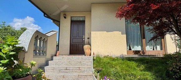 5 rooms Villa in Pogliano Milanese, Italy No. 338190 3