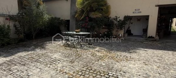 5 Schlafzimmer Haus in Villeneuve-les-Sablons, France, Nr. 276513 2