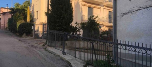 Квартира с 8 комнатами в Пескара, Италия № 93466 8