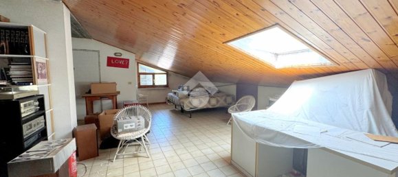 5 bedrooms House in Ravenna, Italy No. 257865 18