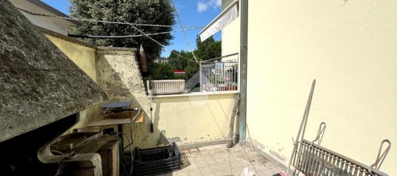 5 bedrooms House in Ravenna, Italy No. 257865 8