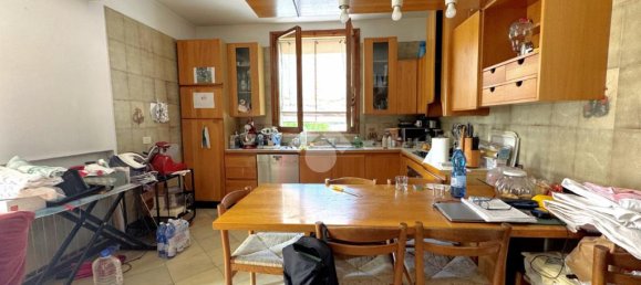 5 bedrooms House in Ravenna, Italy No. 257865 4