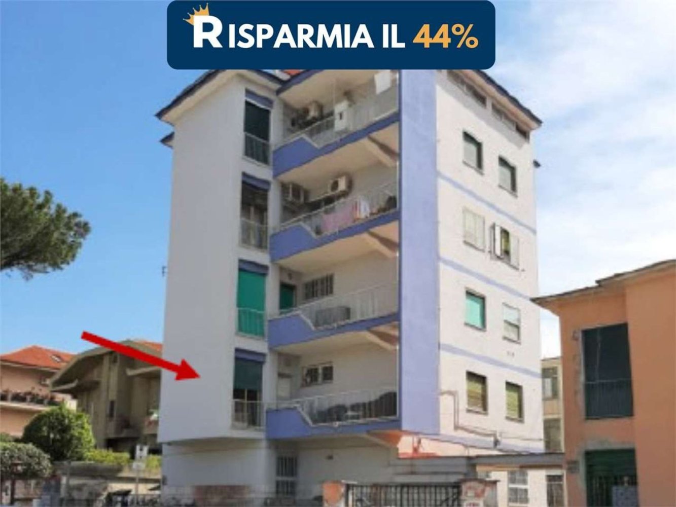 Apartamento de 6 habitaciónes en Caserta, Italy No. 7576