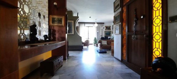 9 rooms Villa in Livorno, Italy No. 228726 16