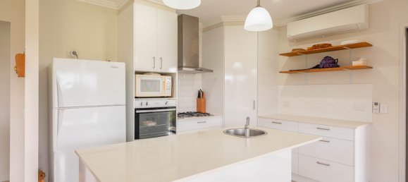 2 bedrooms House in Mothar Mountain, Australia No. 556 11