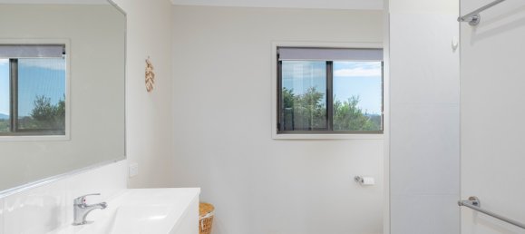 2 bedrooms House in Mothar Mountain, Australia No. 556 14