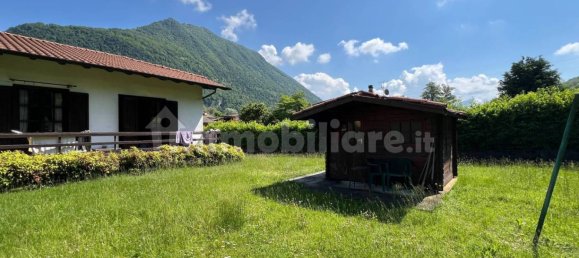 3 bedrooms Villa in Laveno-Mombello, Italy No. 295850 5