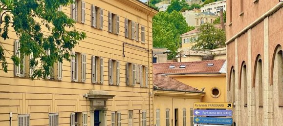 Дуплекс с 2 спальнями в Грас, Франция № 278335 3