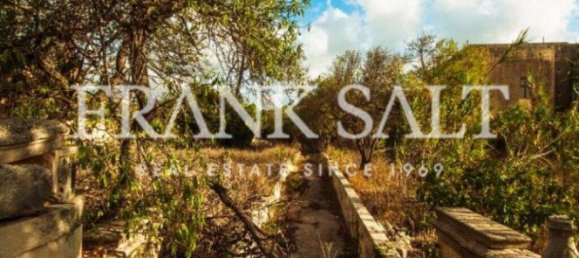 5 bedrooms Hotel in Zebbug, Malta No. 1213 14