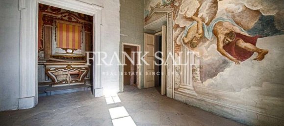 5 bedrooms Hotel in Zebbug, Malta No. 1213 19