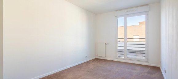 Apartamento de 2 dormitorios en Bezons, France No. 136864 7