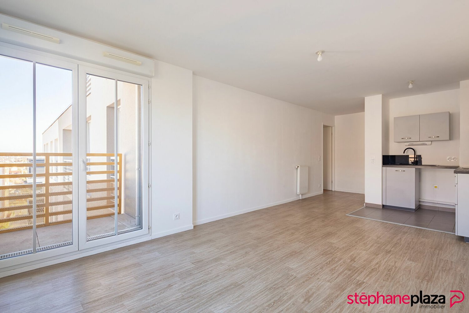 Apartamento de 2 dormitorios en Bezons, France No. 136864