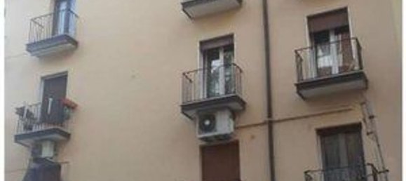 2-salle Appartement à Potenza, Italy No. 100292 17
