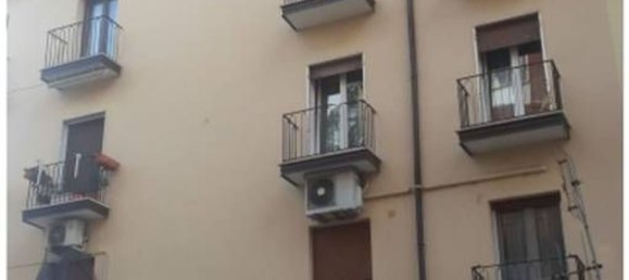 2-salle Appartement à Potenza, Italy No. 100292 3