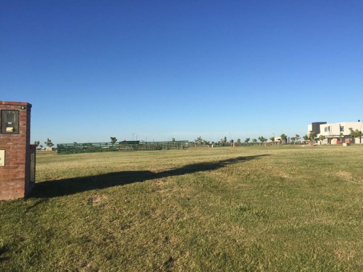 Земельный участок в Эскобар, Аргентина № 47693