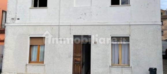 4 bedrooms House in Montemarciano, Italy No. 83843 22