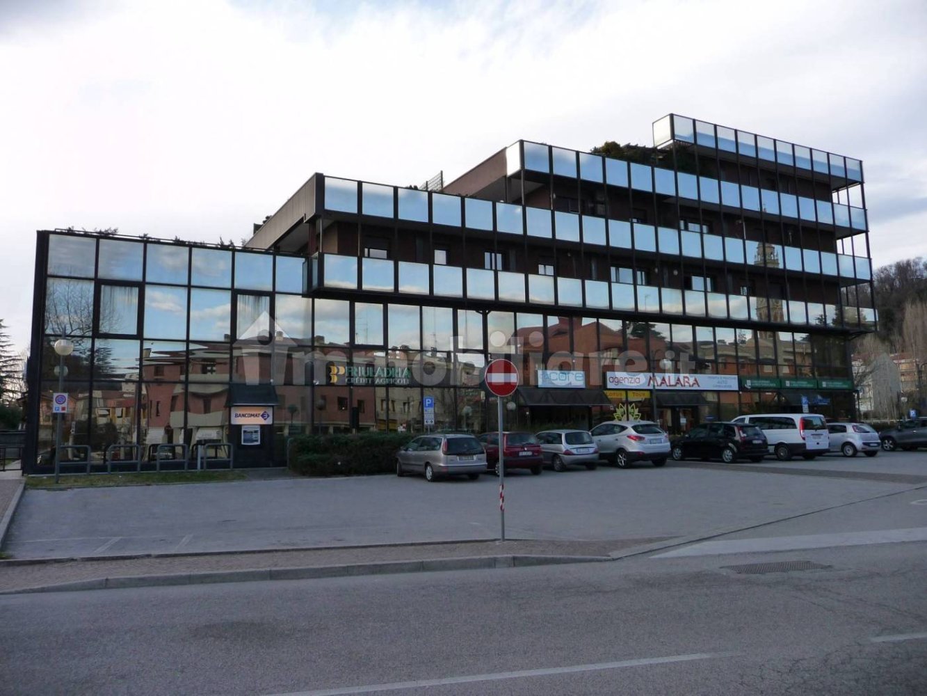 2 rooms Office in Udine, Italy No. 73765