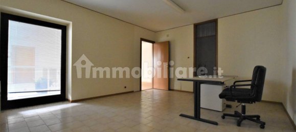 2 rooms Office in Udine, Italy No. 73765 9