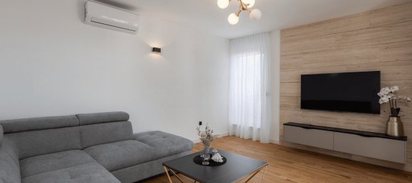 Квартира с 3 спальнями в Задар, Хорватия № 209 3