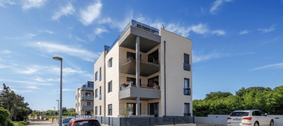 Квартира с 3 спальнями в Задар, Хорватия № 209 2