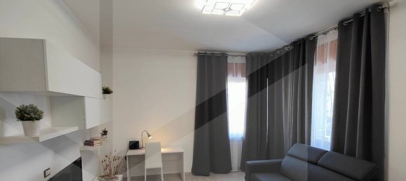 3 rooms Apartment in Vicenza, Italy No. 18545 2