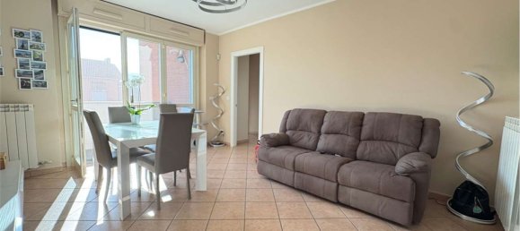 4 bedrooms Apartment in Pinerolo, Italy No. 374914 4