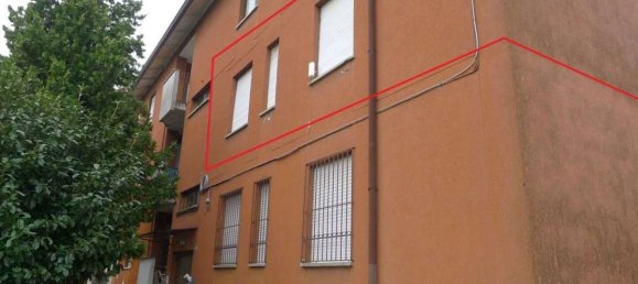 3 rooms Apartment in Cislago, Italy No. 3224 16