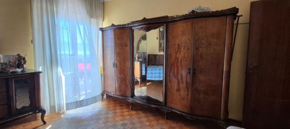 5 bedrooms Apartment in Torre Annunziata, Italy No. 340048 17