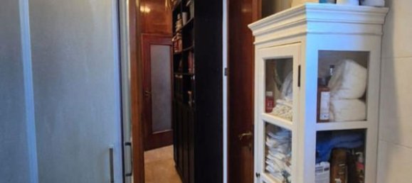 5 bedrooms Apartment in Torre Annunziata, Italy No. 340048 15