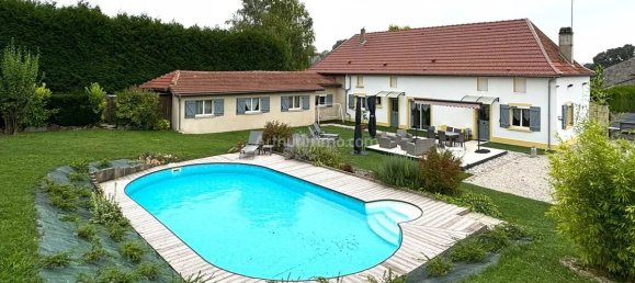 5 bedrooms House in Chalons-en-Champagne, France No. 156595 8