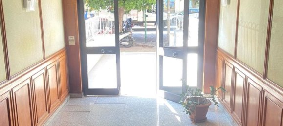 4 bedrooms Apartment in Palermo, Italy No. 342099 5