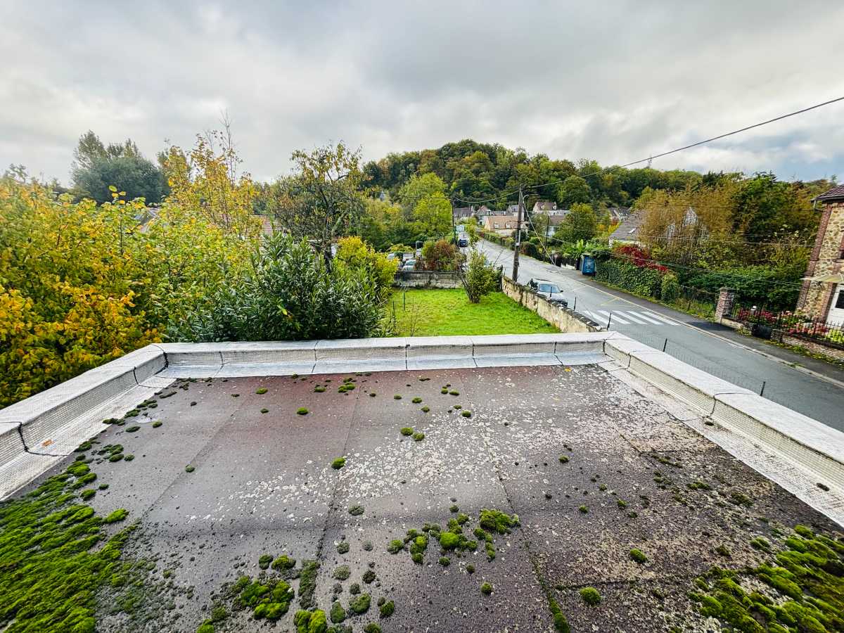 Casa de 4 dormitorios en Pierrefonds, France No. 226949