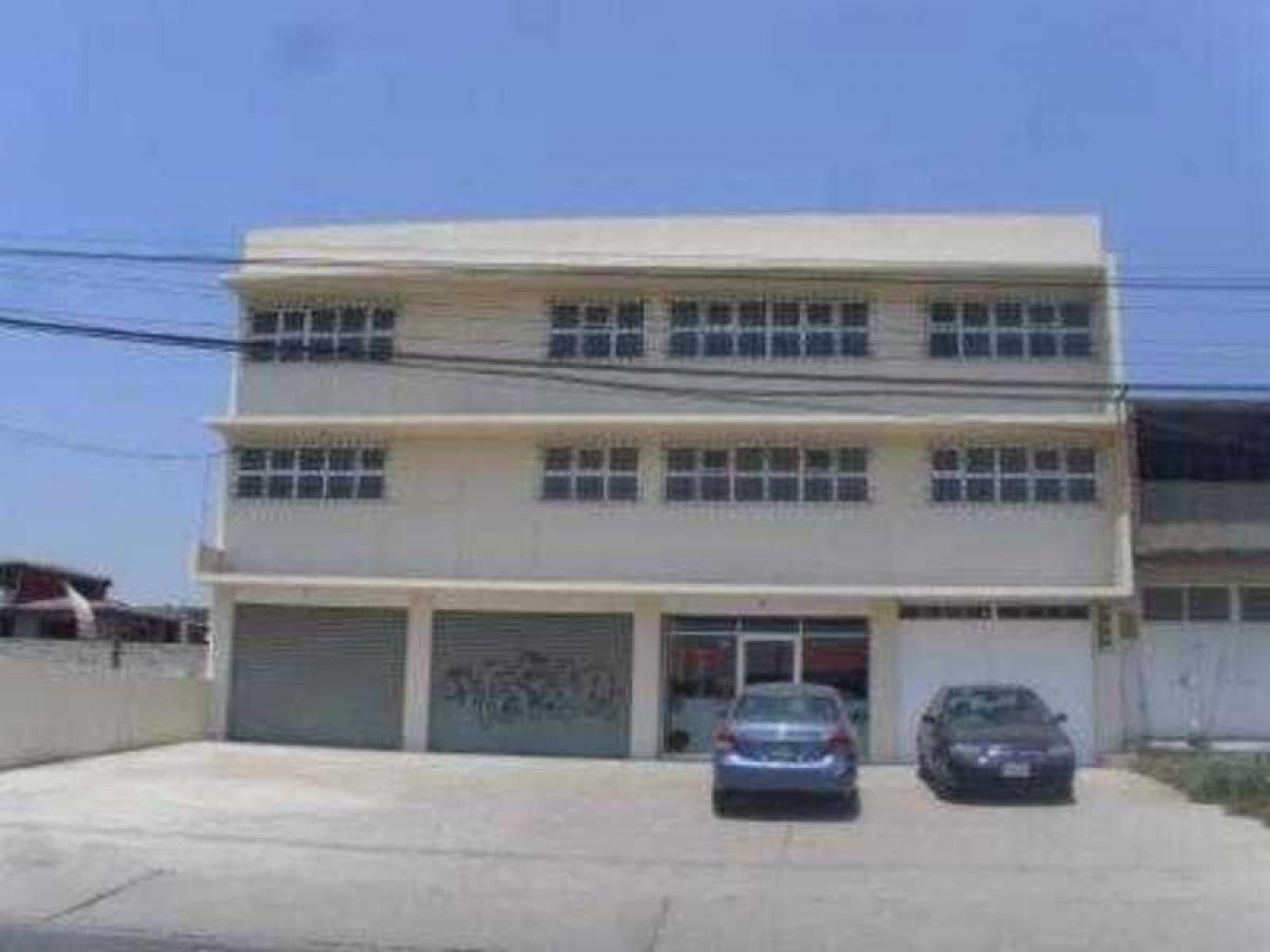 500m² Building in San Buenaventura, Mexico No. 202363