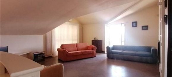 5 rooms Apartment in Grosseto, Italy No. 35549 7